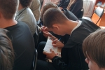 увеличить